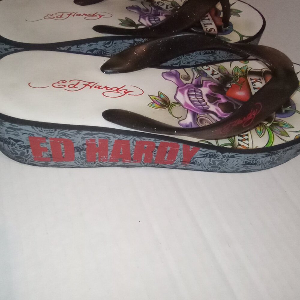 Ed Hardy Y2K Vintage SKULLS Love Kills Slow Wedge Flip Flops Size Approx. 6-6.5 - Picture 9 of 16